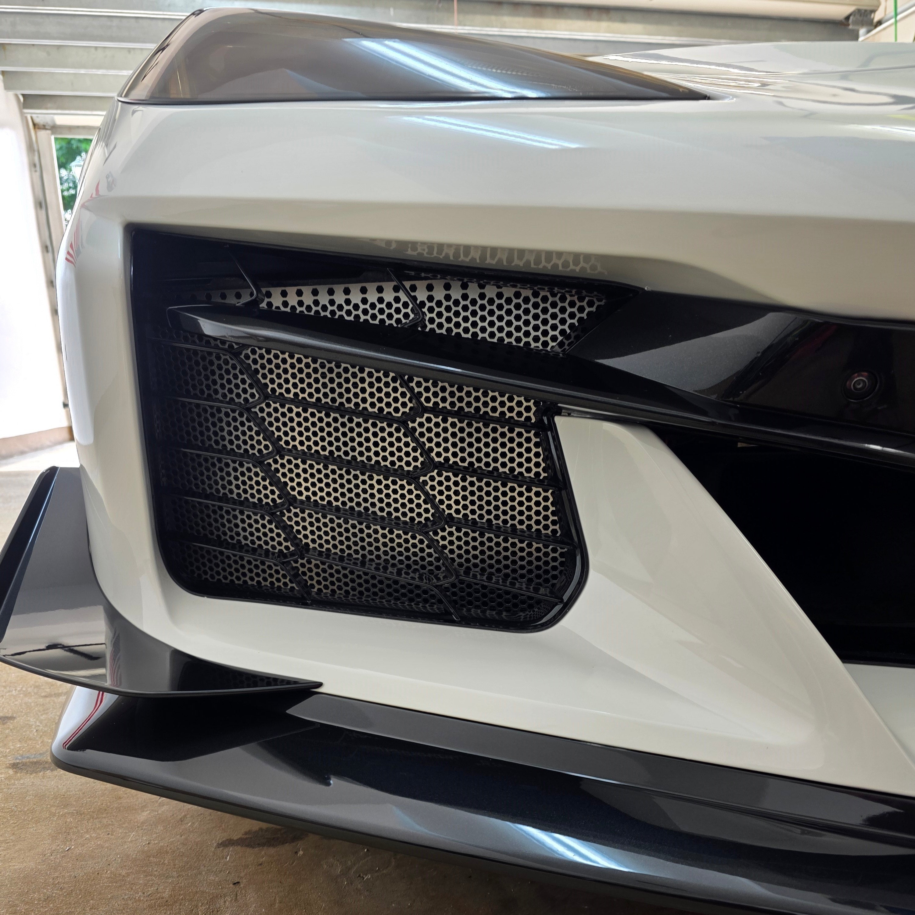 2020+ C8 Corvette Radiator Protection Screens – Front Mesh Rock Guard Kit