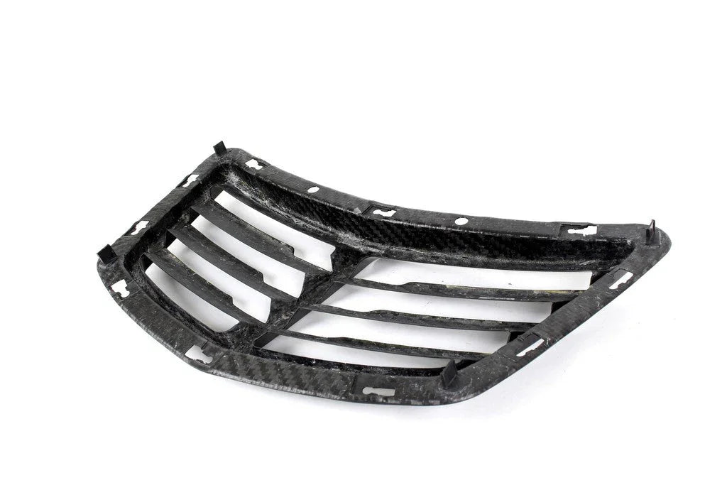 Chevrolet Corvette C7 / C7 Z06 Carbon Fiber Hood Vent (OEM Replacement) by APR Performance