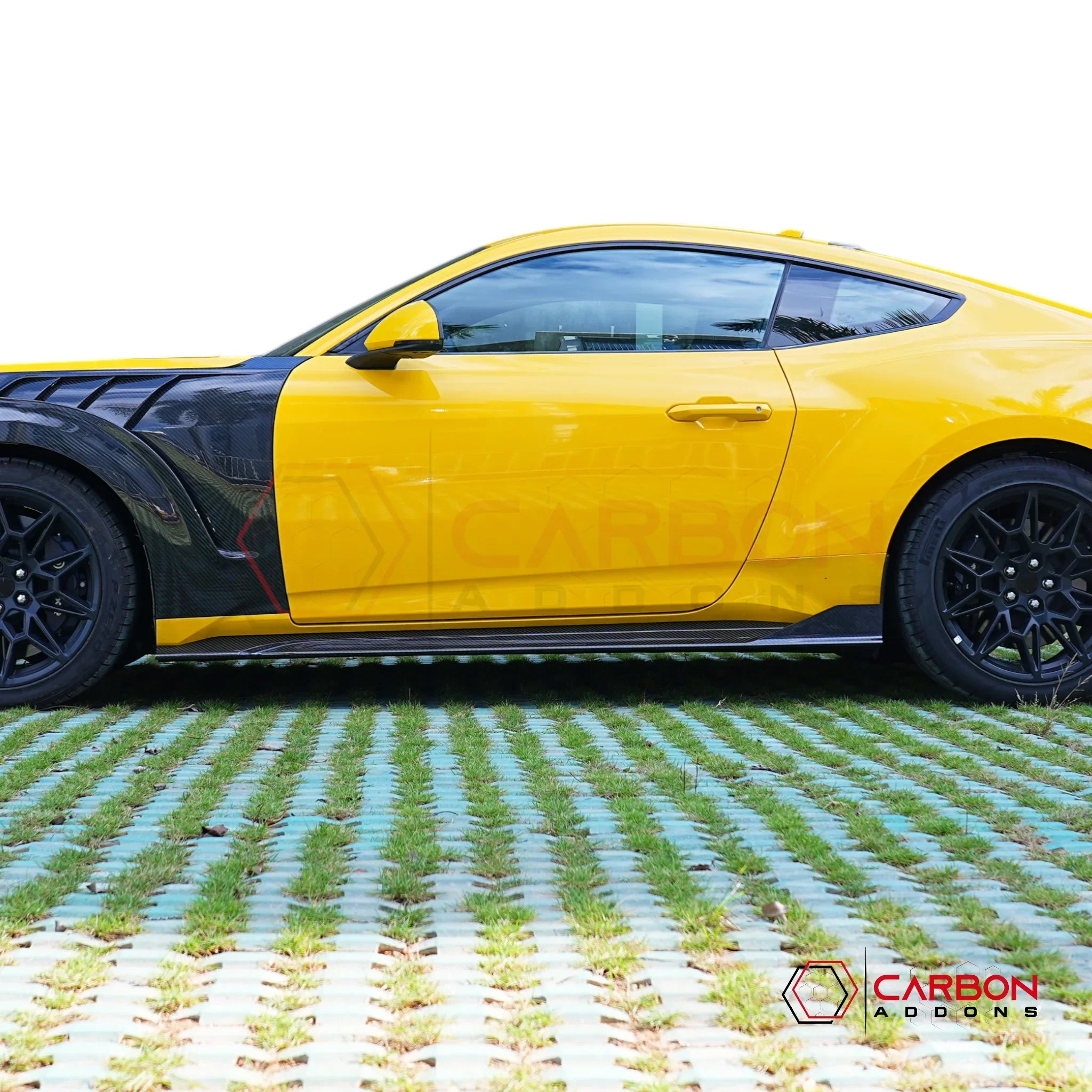 Real Carbon Fiber Side Skirts with Winglets for 2024+ Ford Mustang