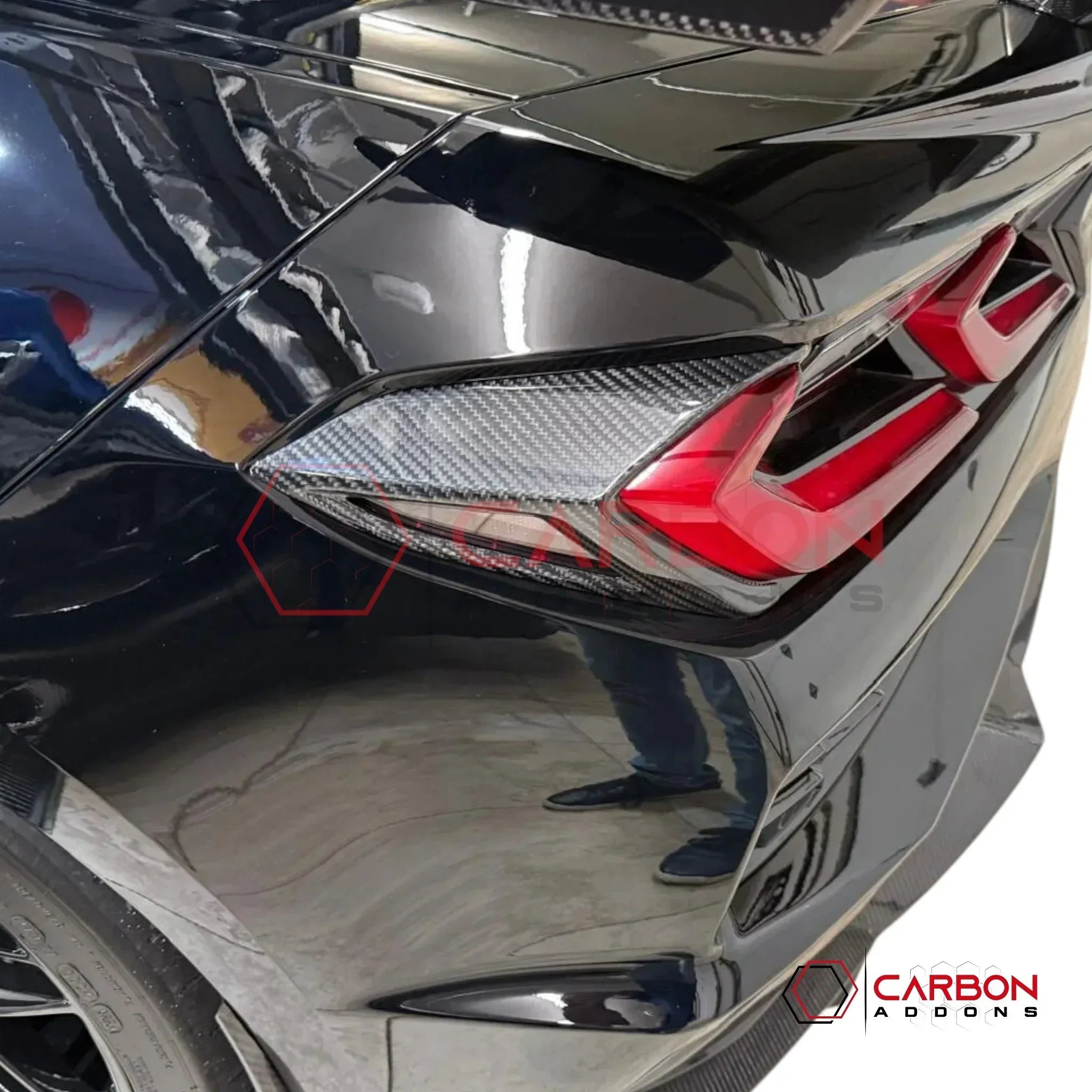 C8 Corvette Rear Taillight Side Lamp Frame Cover – Real Dry Carbon Fiber (2020–2027 Stingray, Z51, Z06, ZR1, HTC & Coupe)