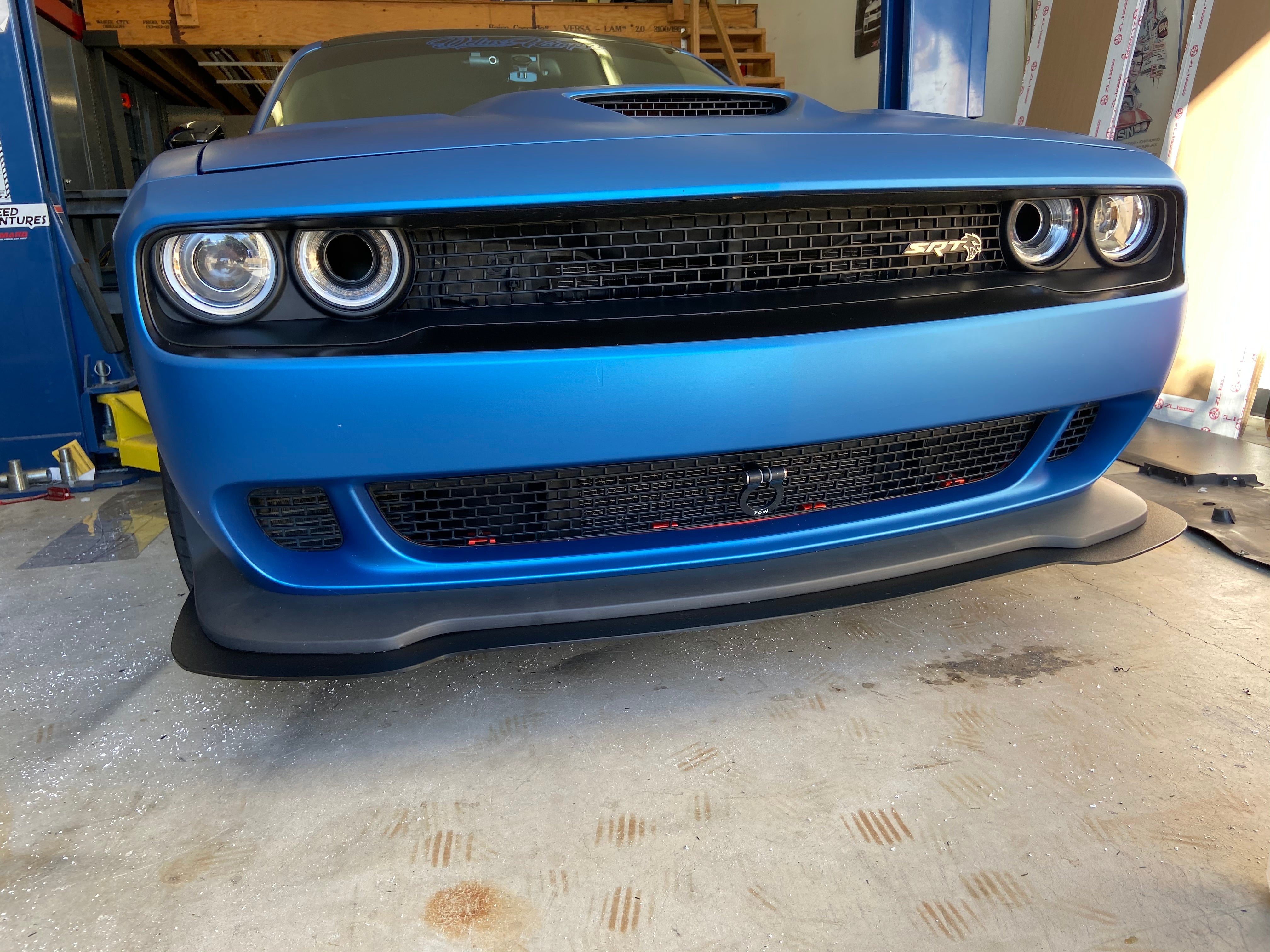 Dodge Challenger 2015–2023 Hellcat/Redeye Body Kit – Splitter, Side Skirts & Rear Extensions | ZL1 Addons