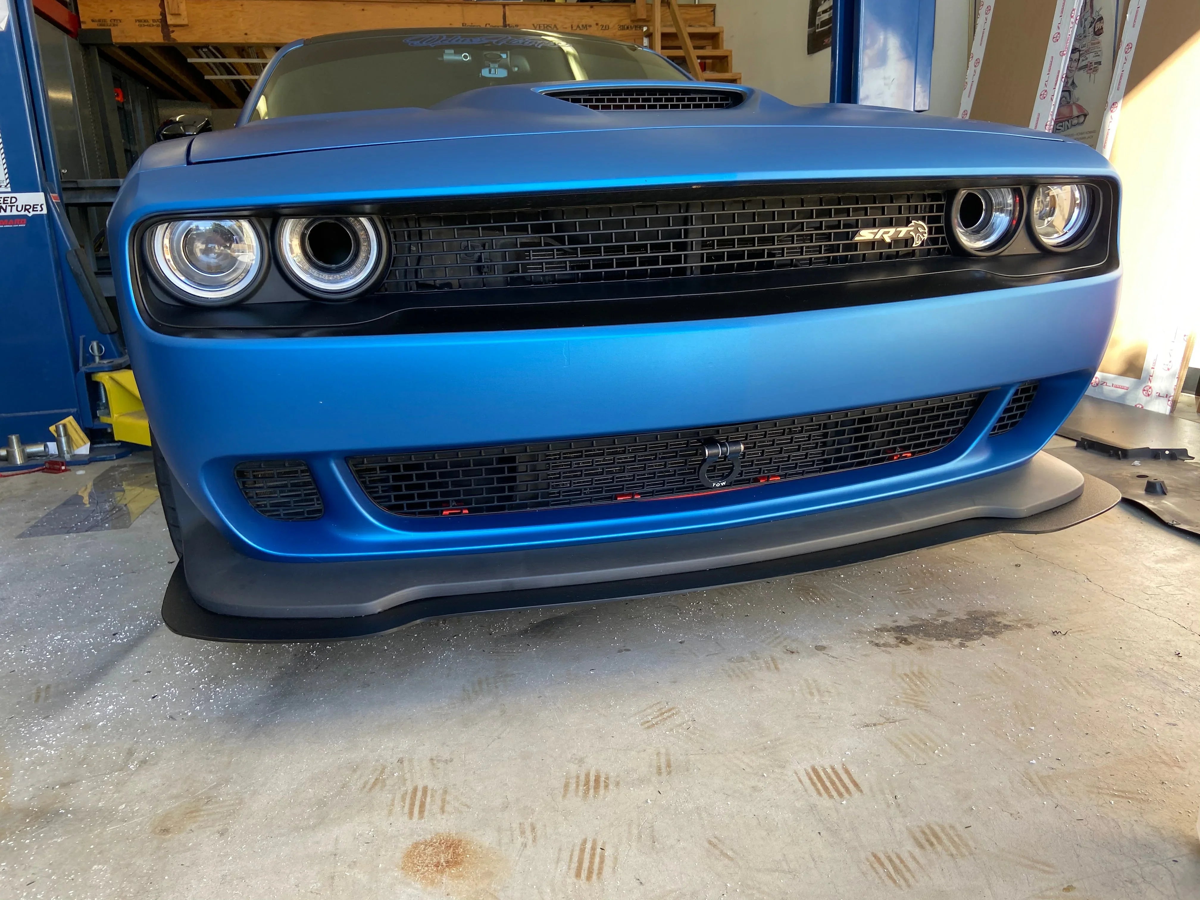Dodge Challenger 2015–2023 Hellcat/Redeye Body Kit – Splitter, Side Skirts & Rear Extensions | ZL1 Addons