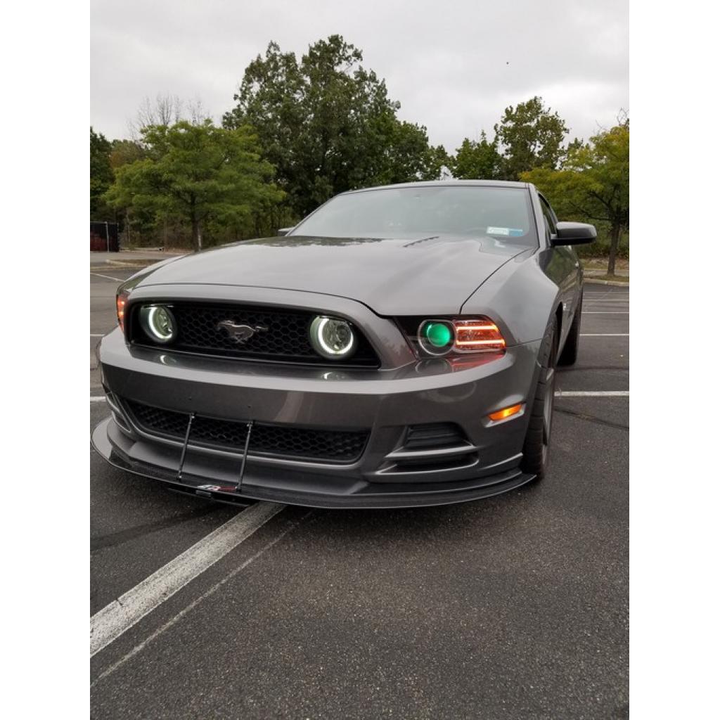 APR Performance Carbon Fiber Front Wind Splitter with Support Rods for 2013–2014 Ford Mustang Roush
