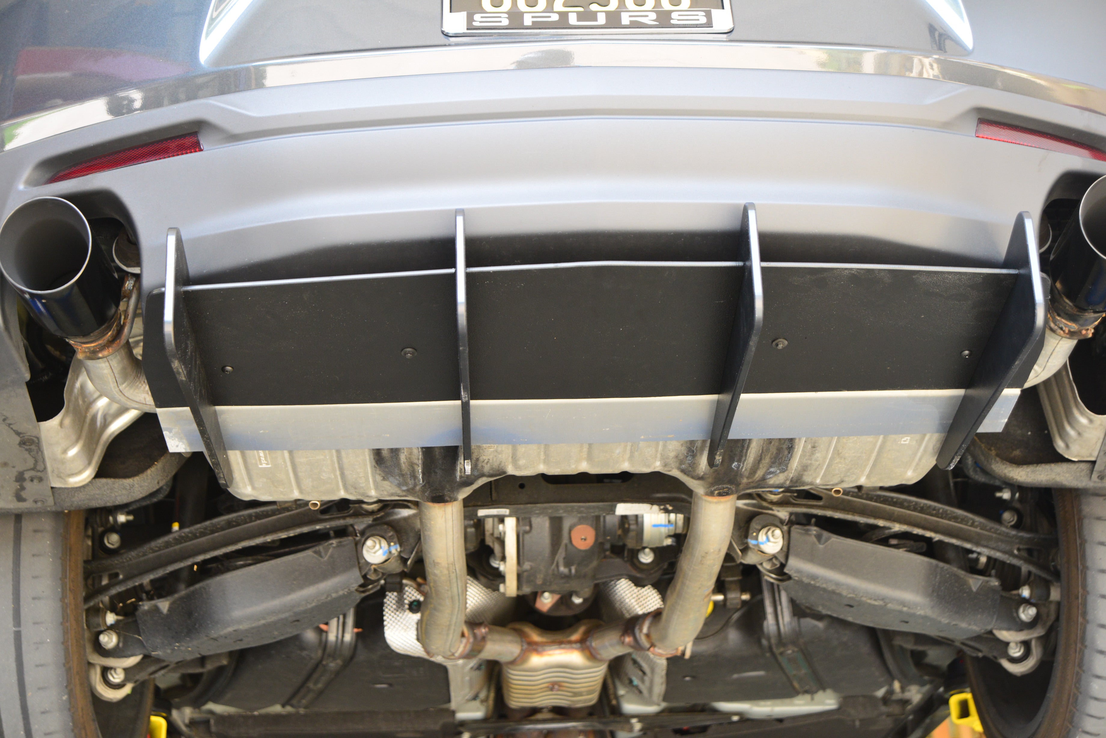 2016–2018 Chevrolet Camaro Rear Diffuser