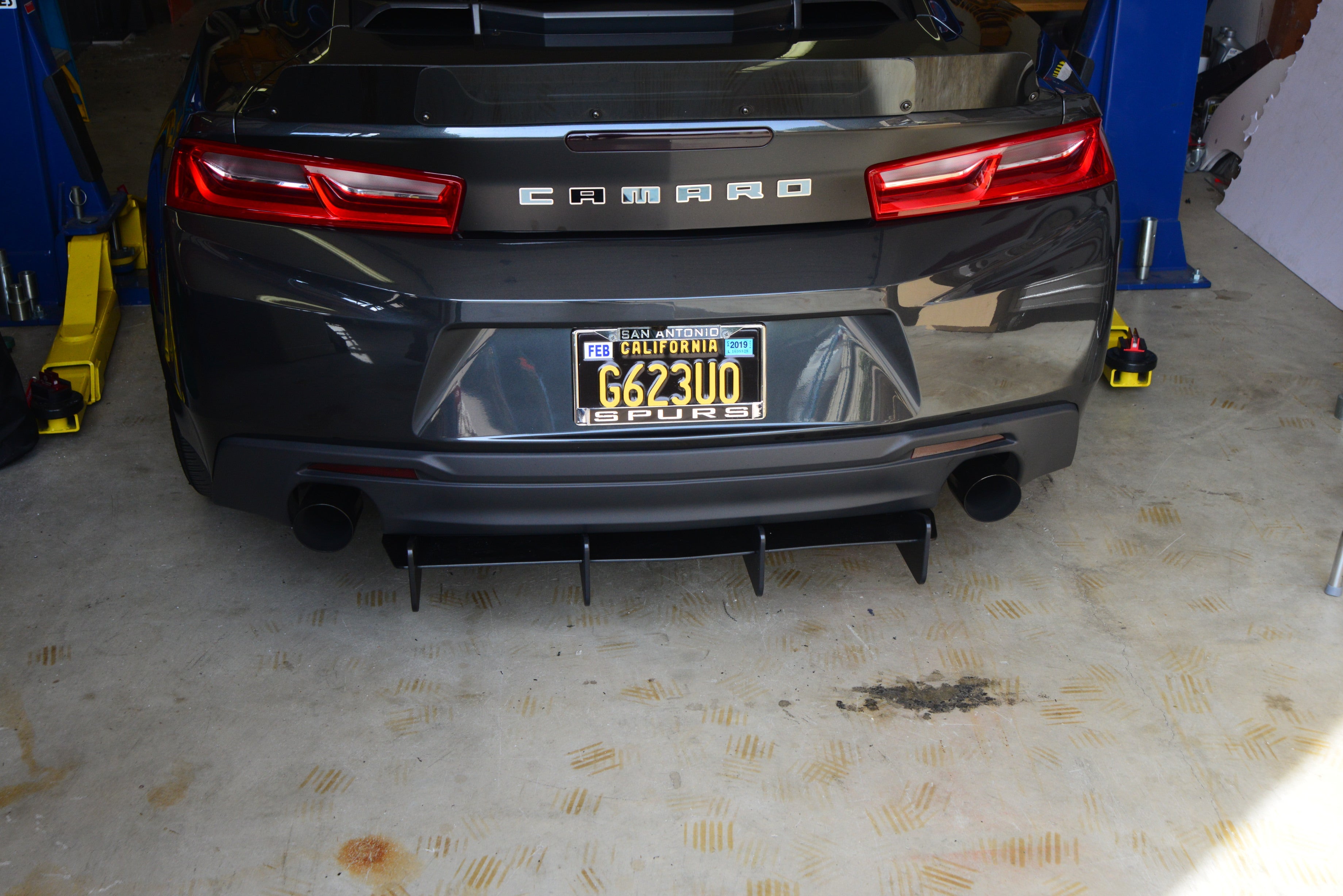2016–2018 Chevrolet Camaro Rear Diffuser