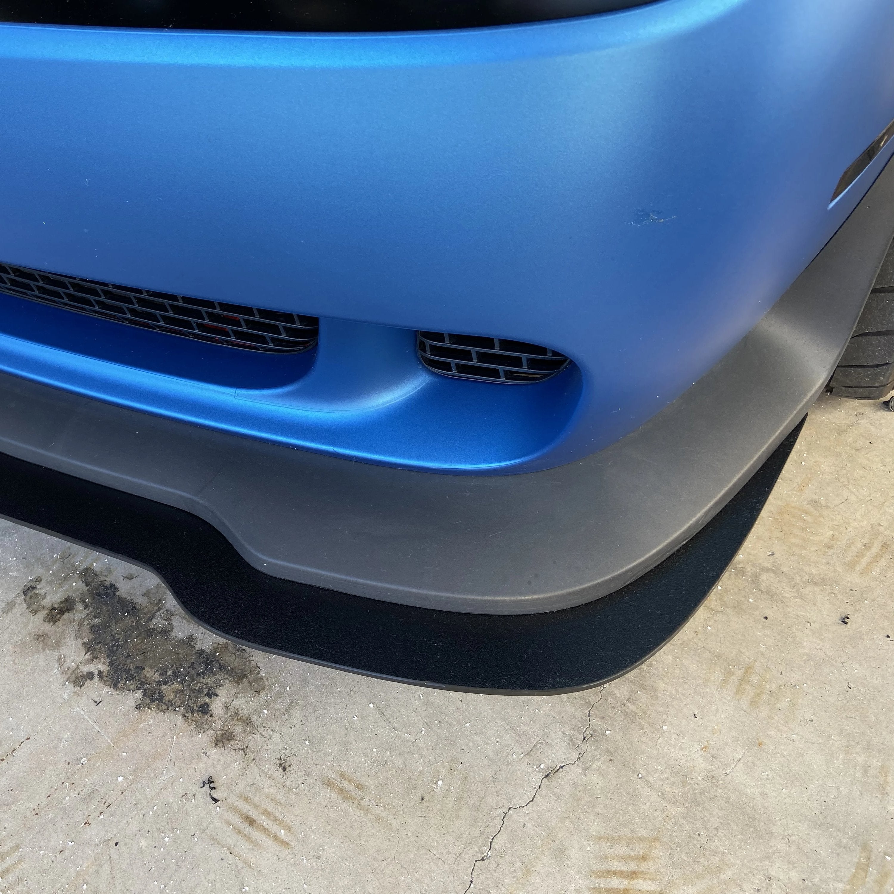 Dodge Challenger 2015–2023 Hellcat/Redeye Body Kit – Splitter, Side Skirts & Rear Extensions | ZL1 Addons