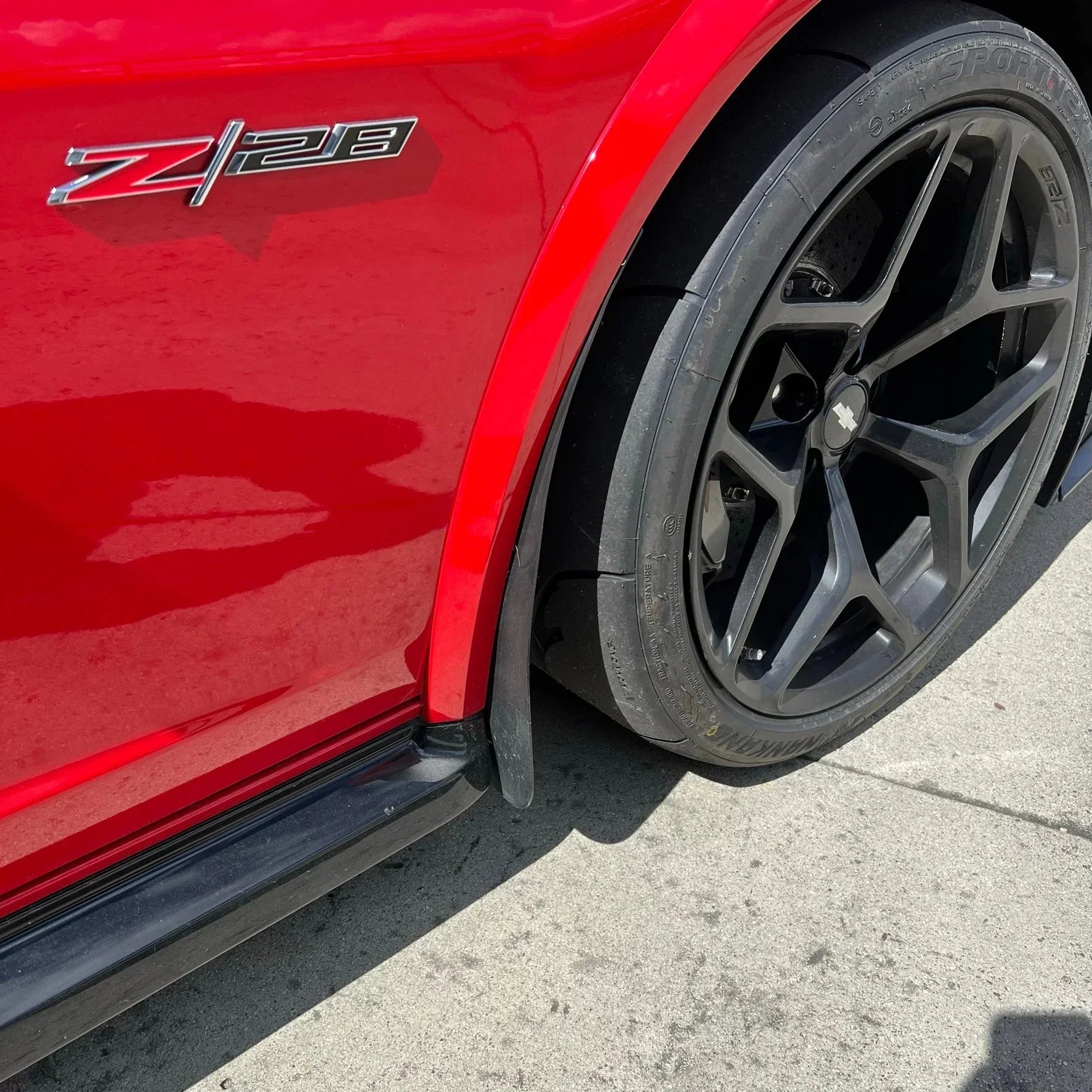 Camaro 2014–2015 Z/28 Deluxe Rock Guards | Front Fender Protection