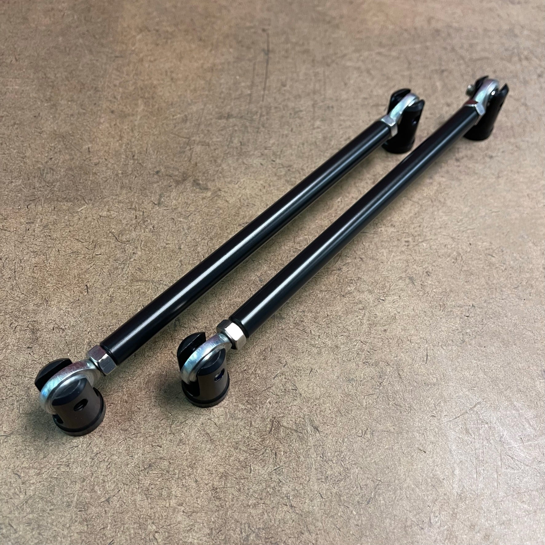 Premium GT4 Splitter Rods – Cerakote UV-Resistant Finish