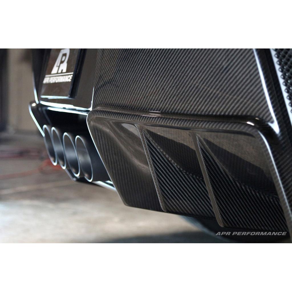 Chevrolet Corvette C7 / C7 Z06 Carbon Fiber Rear Diffuser (Version 2) by APR Performance